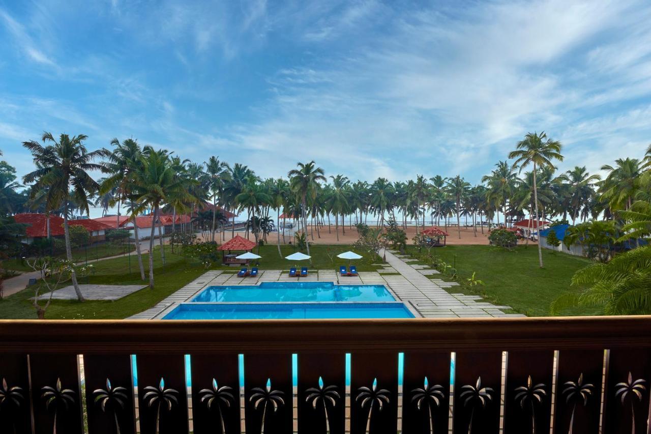Estuary Sarovar Portico Poovar Exterior foto